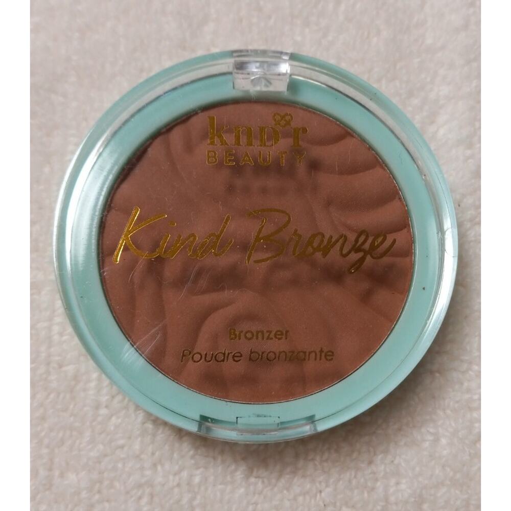 KNDR Beauty - Kind Bronze Bronzer - BLISSFUL BRONZE - 0.14oz NEW